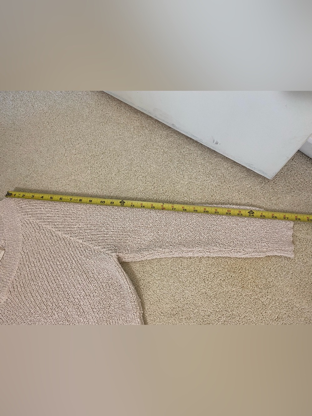 Altar'd State Creamy Beige V-Neck Cropped Knit Sweater Size S - Picture 5 of 8